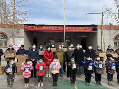 “天山行 兵团情”新疆天山云牧乳业奶粉大型捐赠公益活动